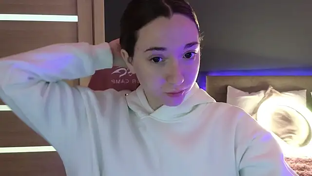 YasmineWest online show from September 2025 01:38:02 AM