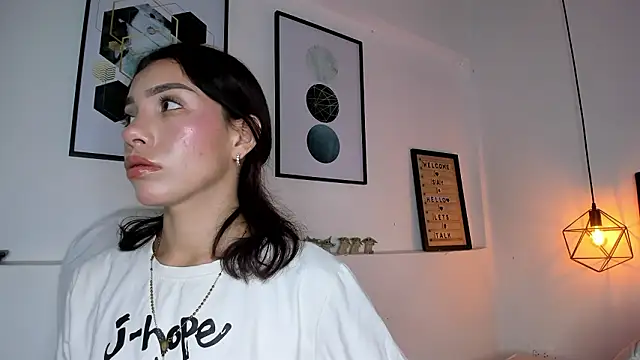 Snapshot of amysc chatting on February 2026 11:40:01 AM amysc online show from February 2026 11:40:01 AM