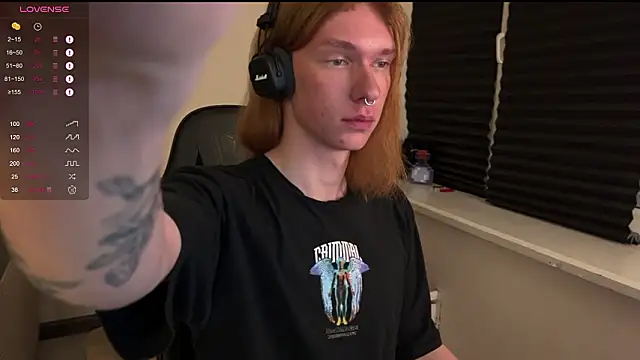 carthylovvve online show from February 2026 04:03:02 PM