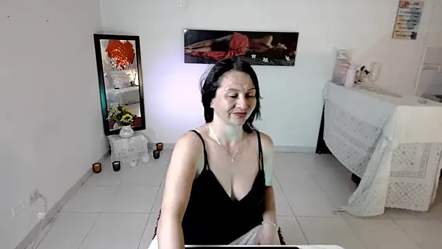Snapshot of lollita_23_ chatting on June 2026 07:05:01 PM lollita 23 online show from June 2026 07:05:01 PM