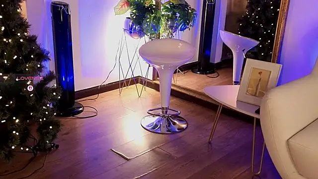 Snapshot of Victoria-Harper chatting on December 2025 10:09:01 AM Victoria-Harper online show from December 2025 10:09:01 AM