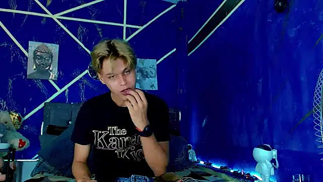 Snapshot of Liamscott_ chatting on June 2026 05:29:02 PM Liamscott online show from June 2026 05:29:02 PM
