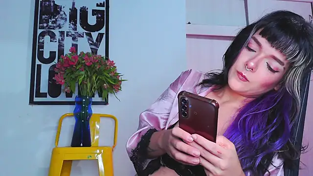 purple em69 online show from December 2025 03:12:02 AM