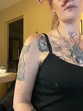 renegade vyxxen online show from January 2025 03:22:02 AM