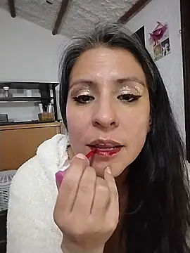 Snapshot of LucifernandaSw chatting on January 2025 02:18:01 AM LucifernandaSw online show from January 2025 02:18:01 AM