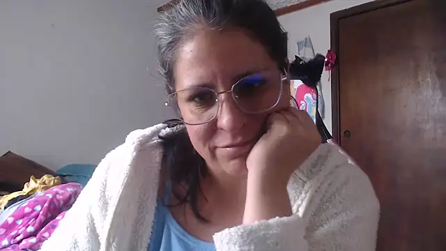 Snapshot of LucifernandaSw chatting on February 2026 04:36:02 PM LucifernandaSw online show from February 2026 04:36:02 PM
