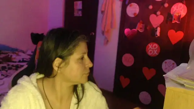 Snapshot of LucifernandaSw chatting on March 2026 09:38:02 AM LucifernandaSw online show from March 2026 09:38:02 AM