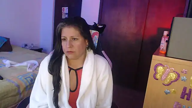Snapshot of LucifernandaSw chatting on May 2026 12:46:01 PM LucifernandaSw online show from May 2026 12:46:01 PM