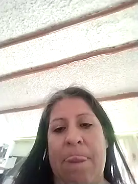 Snapshot of LucifernandaSw chatting on May 2026 05:12:02 PM LucifernandaSw online show from May 2026 05:12:02 PM
