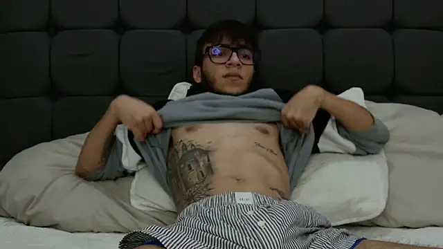 alejdrip online show from March 2025 01:47:02 AM