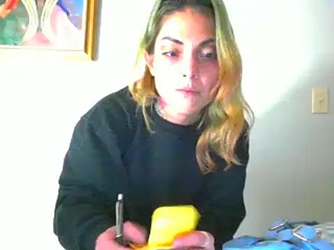 StripKi online show from March 2025 12:30:02 PM