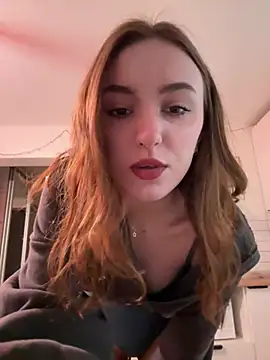 hotAssHell  online show from February 2025 06:31:02 PM