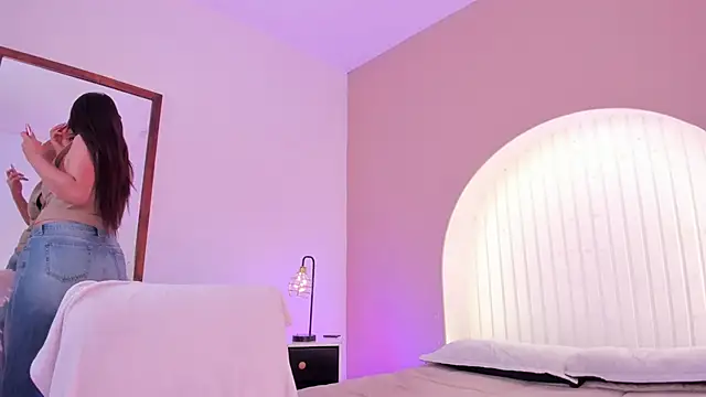 martina duque  online show from March 2026 07:09:01 PM