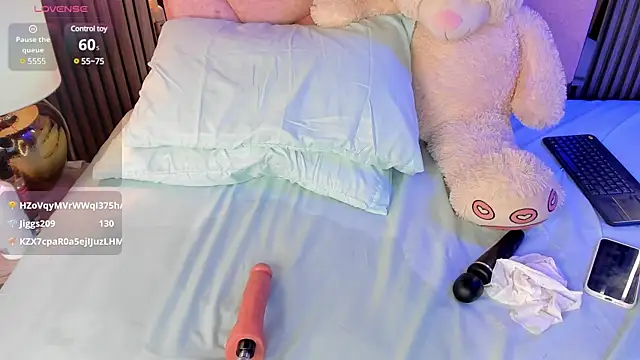 Alisse Miller online show from March 2025 08:26:02 AM