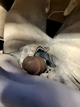 Snapshot of no1belike1 chatting on January 2025 11:01:02 AM no1belike1 online show from January 2025 11:01:02 AM