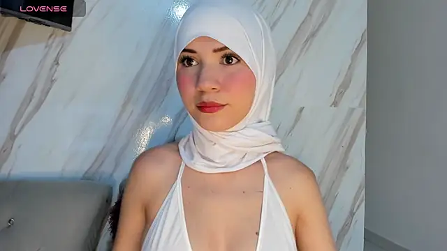 Snapshot of hanaa_18 chatting on February 2026 10:34:02 AM hanaa 18 online show from February 2026 10:34:02 AM