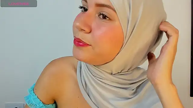 Snapshot of hanaa_18 chatting on February 2026 08:16:02 AM hanaa 18 online show from February 2026 08:16:02 AM