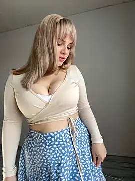 Snapshot of Juuice chatting on October 2025 12:37:02 PM Juuice online show from October 2025 12:37:02 PM