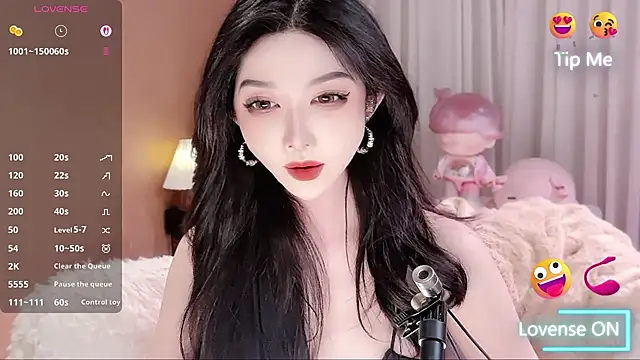 Snapshot of vyizh- chatting on June 2026 01:11:01 PM vyizh- online show from June 2026 01:11:01 PM