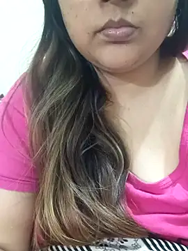 Snapshot of _Redwine_ chatting on February 2025 06:13:01 PM Redwine online show from February 2025 06:13:01 PM