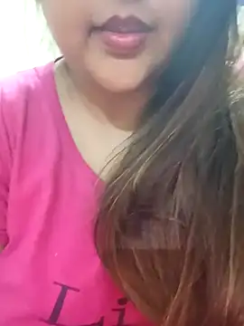 Snapshot of _Redwine_ chatting on February 2025 05:03:02 PM Redwine online show from February 2025 05:03:02 PM