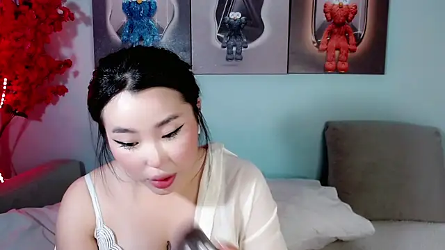 Snapshot of ichiben chatting on January 2025 06:10:01 PM ichiben online show from January 2025 06:10:01 PM