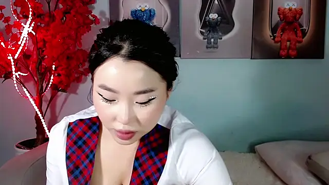 Snapshot of ichiben chatting on January 2025 03:17:01 AM ichiben online show from January 2025 03:17:01 AM