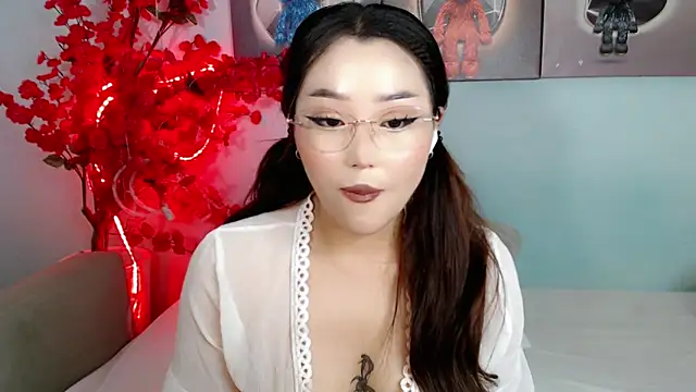 Snapshot of ichiben chatting on May 2026 10:29:01 PM ichiben online show from May 2026 10:29:01 PM