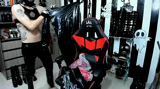 daven56 online show from December 2024 04:32:02 PM