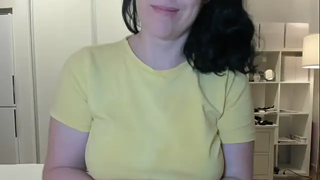 emmita69  online show from October 2025 05:17:02 AM