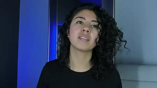 Amareto  online show from January 2026 06:44:01 PM