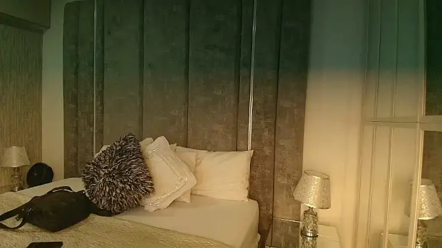 Amareto  online show from March 2026 11:28:02 AM