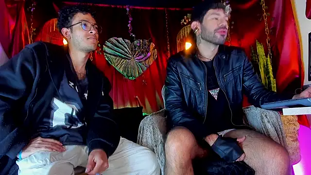 LatinMilk  online show from March 2026 03:17:01 AM