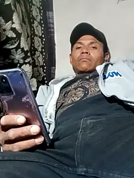 Moreno1813 online show from March 2025 06:31:01 AM