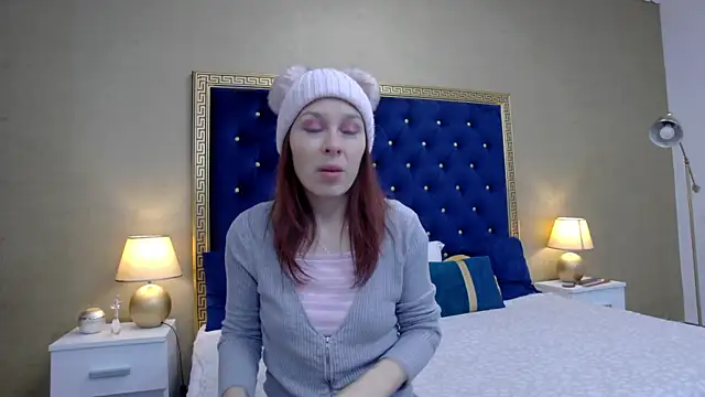 Snapshot of HaileyMoonn chatting on December 2024 04:43:02 AM HaileyMoonn online show from December 2024 04:43:02 AM