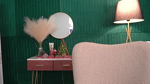 HaileyMoonn online show from December 2025 04:10:02 AM