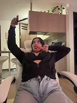 PetitLumiere online show from December 2024 02:11:02 AM