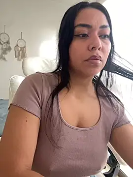 PetitLumiere online show from February 2025 12:49:01 PM