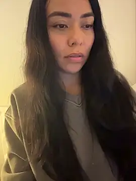 PetitLumiere online show from February 2026 04:29:02 AM