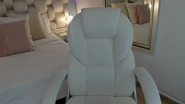 Snapshot of Helleamazing chatting on March 2025 06:25:02 AM Helleamazing online show from March 2025 06:25:02 AM