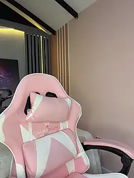 Snapshot of Victoria-And1 chatting on June 2026 01:36:02 AM Victoria-And1 online show from June 2026 01:36:02 AM