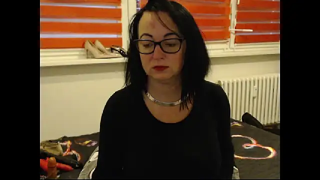 Alexie33 online show from November 2025 08:56:01 AM