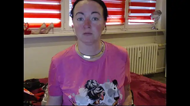 Snapshot of Alexie33 chatting on April 2026 08:26:01 AM Alexie33 online show from April 2026 08:26:01 AM