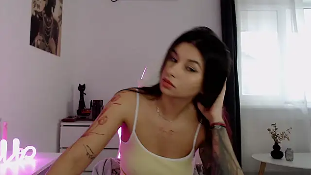 Simply the best online show from November 2025 01:25:02 PM