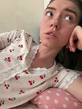 Snapshot of Lisaaa_Alisa chatting on April 2026 06:36:01 AM Lisaaa Alisa online show from April 2026 06:36:01 AM