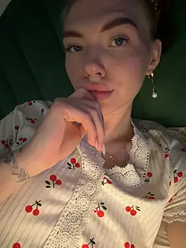 Snapshot of Lisaaa_Alisa chatting on April 2026 02:03:02 PM Lisaaa Alisa online show from April 2026 02:03:02 PM