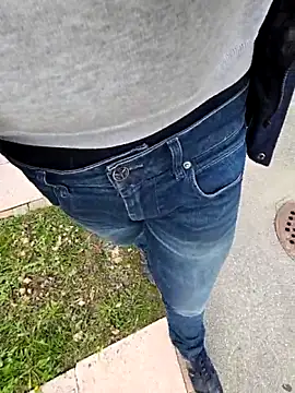 Snapshot of Lorent6969 chatting on April 2026 07:37:02 AM Lorent6969 online show from April 2026 07:37:02 AM