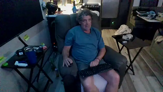 lateniter online show from April 2026 01:49:01 AM