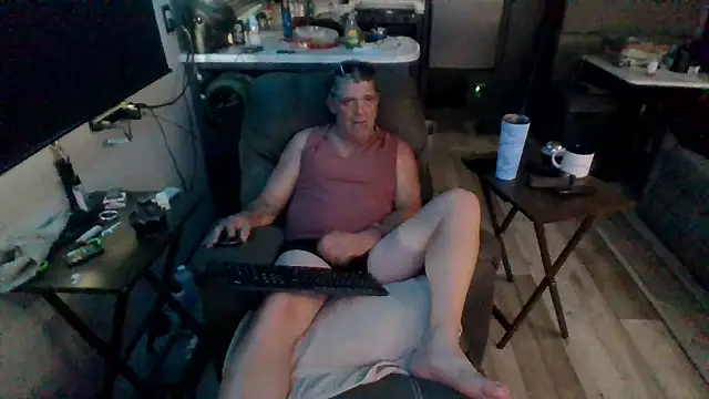 lateniter online show from June 2026 11:09:02 PM