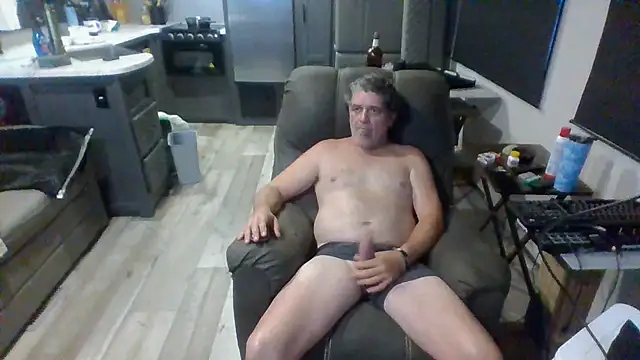 lateniter online show from July 2026 05:15:01 PM